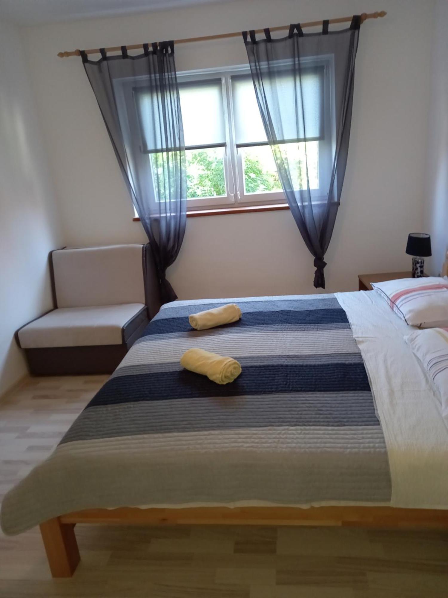 Apartman Filip Leilighet Smoljanac Eksteriør bilde